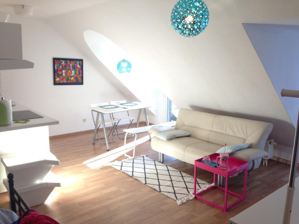 Studio Ochsenfurt Mit Sonnigem Balkon Eksteriør bilde