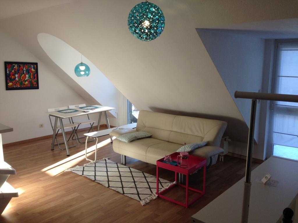 Studio Ochsenfurt Mit Sonnigem Balkon Eksteriør bilde