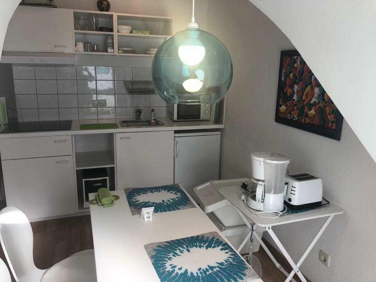 Studio Ochsenfurt Mit Sonnigem Balkon Eksteriør bilde